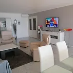 Triangle D'or Raphael Apartman