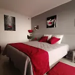 Triangle D'or Raphael Apartman