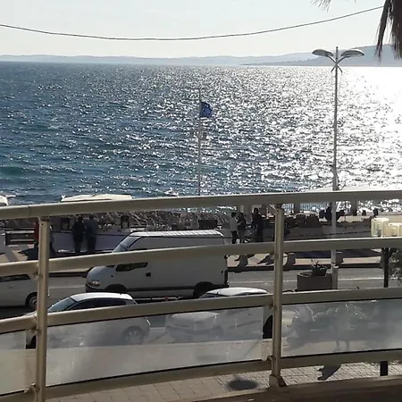 Triangle D'or Raphael *