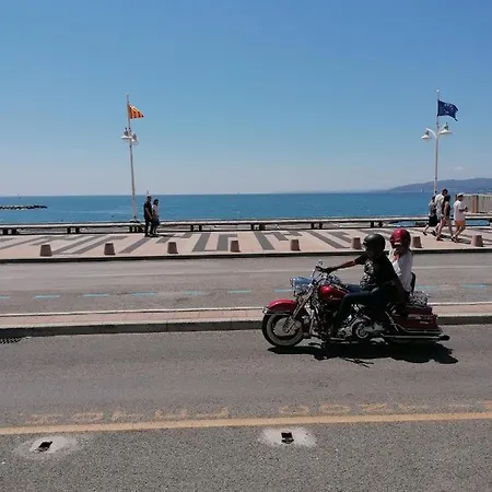 Triangle D'or Raphael Апартаменты *