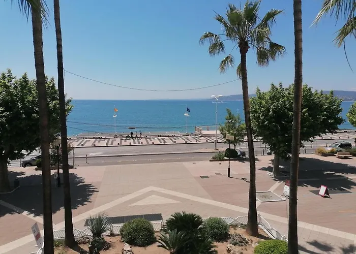 Triangle D'or Raphael 公寓